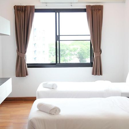 V-twin Donjan Service Apartment Chiang Mai Buitenkant foto
